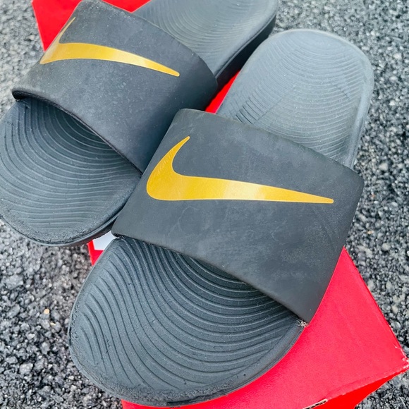 Nike Kawa Slide Sandal -Big Kid - Picture 2 of 5